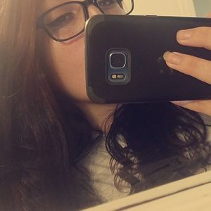 Meet your Posher, Olivia